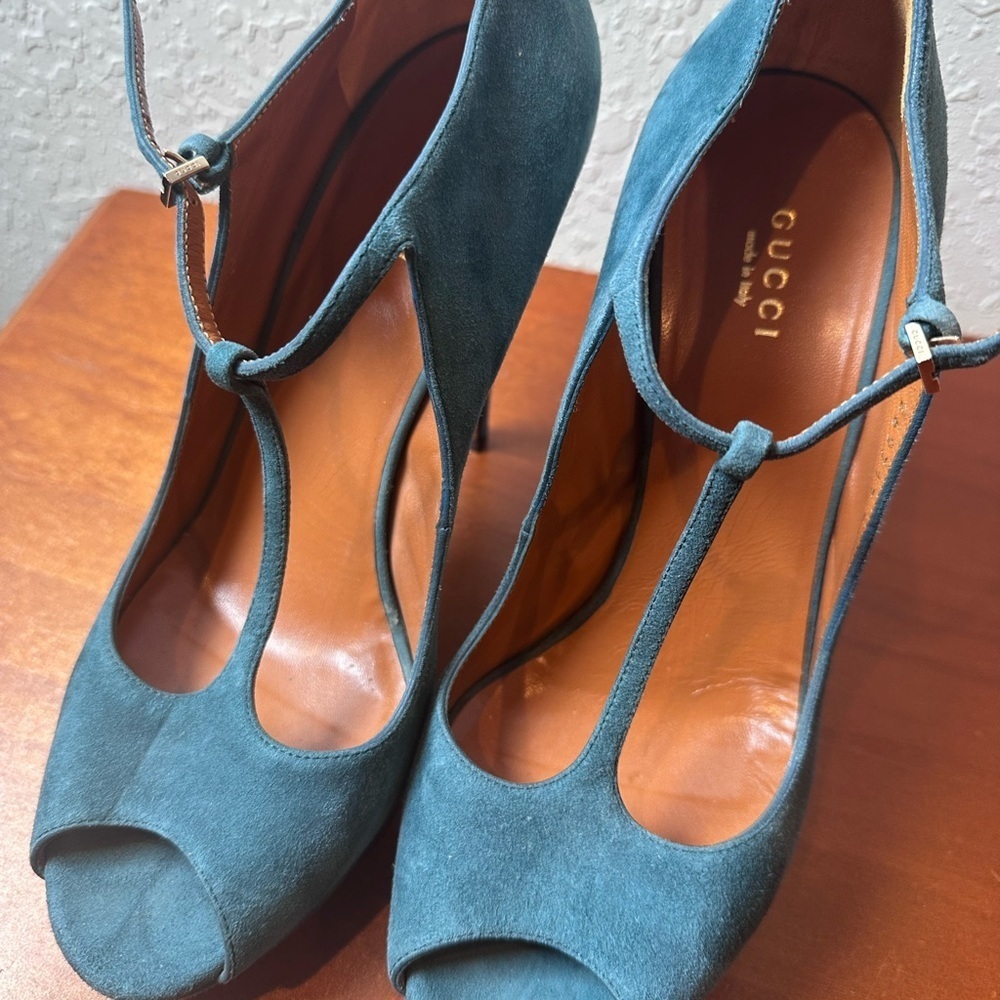 GUCCI Turquoise Suede High Heels Shoes T-Strap Peep Toe Stilettos - Picture 5 of 9